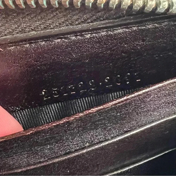 Gucci Diamante Leather Round Zipper Long Wallet - Picture 7 of 8